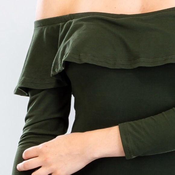 Off Shoulder Long Sleeve Green Ruffle Dress - Picture 4 of 7